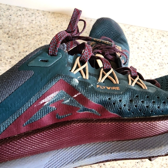Nike Men\'s Pegasus Trail 4 \'Deep Jungle Night Maroon Size 7.5 main image 6